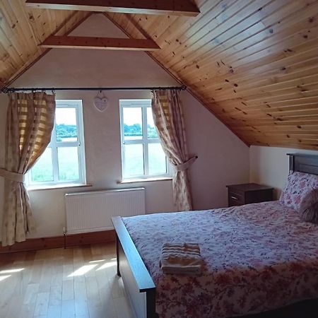 Katy Kellys Countryside Self Catering Cottage ロスコモン エクステリア 写真