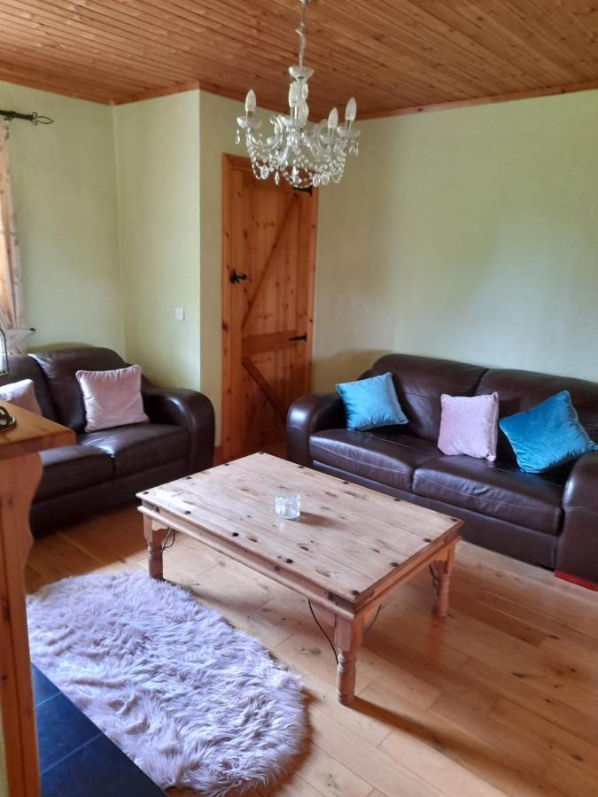 Katy Kellys Countryside Self Catering Cottage ロスコモン エクステリア 写真