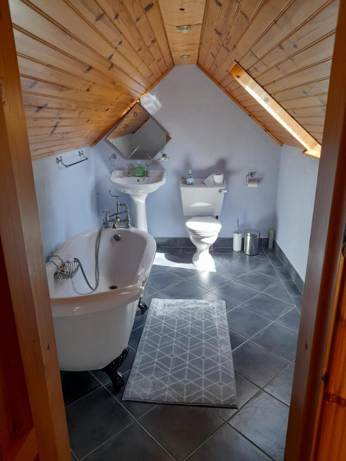 Katy Kellys Countryside Self Catering Cottage ロスコモン エクステリア 写真