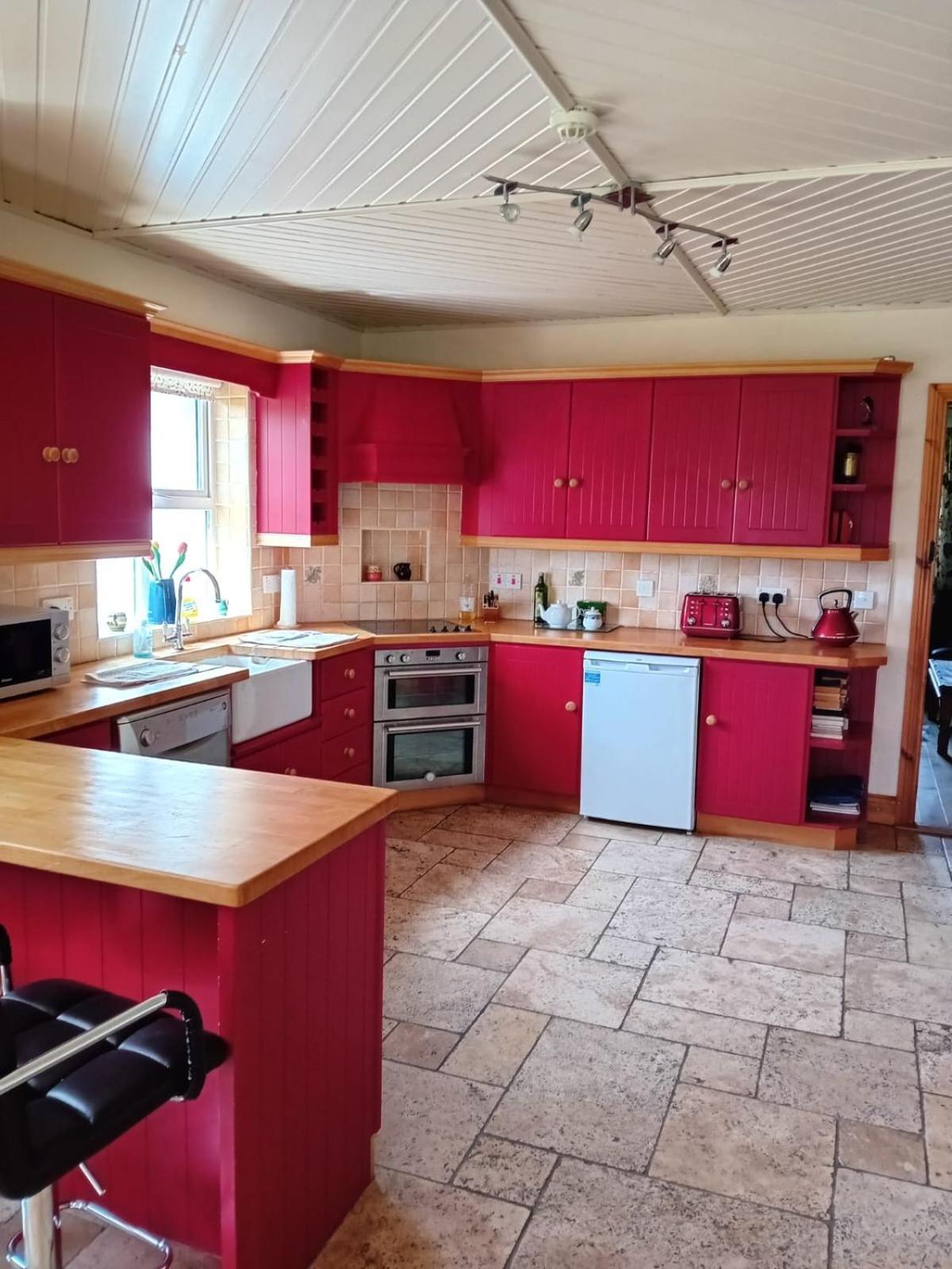 Katy Kellys Countryside Self Catering Cottage ロスコモン エクステリア 写真